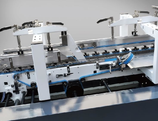Automatisch Golfdooskarton die en Machine voor Verpakkende Drukindustrie vouwen lijmen