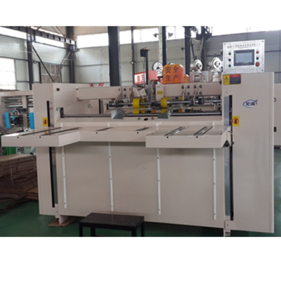 Het semi Automatische Kartondoos het Stikken Stuk van Machine 2000 Modeldouble servo single
