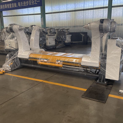 De hydraulische Tribune van het Molenbroodje voor Golfkartonproductielijn 1400mm