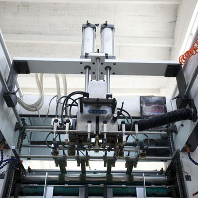 Flatbed Matrijzenknipsel en het Vouwen van Machine voor Golfkartonpp Blad