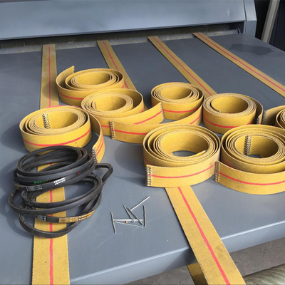De vlakke Type Golfkartonmatrijs Snijmachine 4500X1600X1250mm Klantgericht