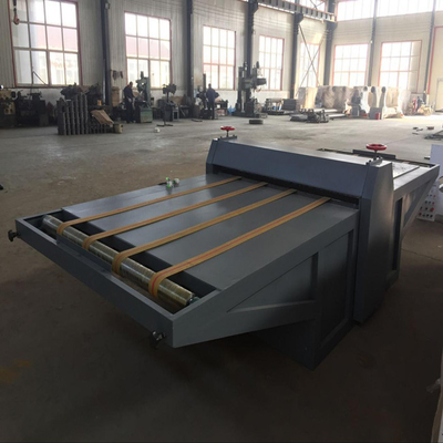 De vlakke Type Golfkartonmatrijs Snijmachine 4500X1600X1250mm Klantgericht