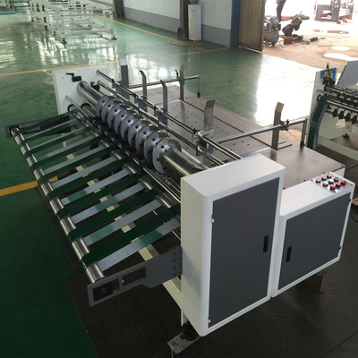 De automatische Scheidingsraad golfde Roterende Slotter Machine 1600 Modellegering