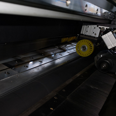 Het digitale Inlassen plooide Roterende Slotter-Machine 2500mm Breedte 3400kg