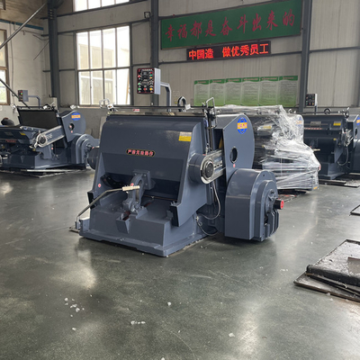 ML1200 Halfautomatische machine voor het snijden en kraken van gegolfd karton