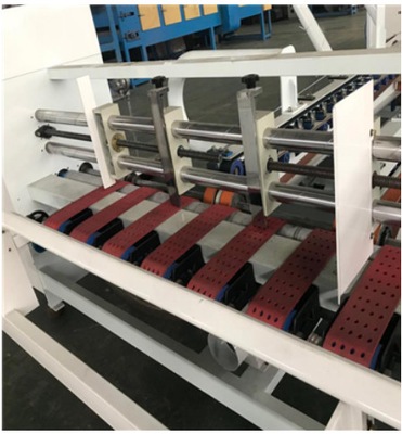 Hoog snelheid volledig automatische gegolfde doos naaimachine voor papierplaten