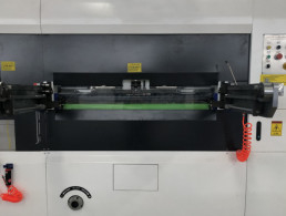 Semi Automatische Roterende Vouwende Verpakkende Document Vakje Matrijzensnijmachine