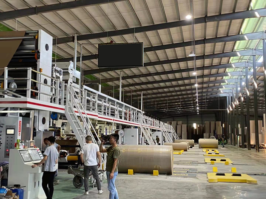 45KW PLC Kartondoos die Machinehoge snelheid maken