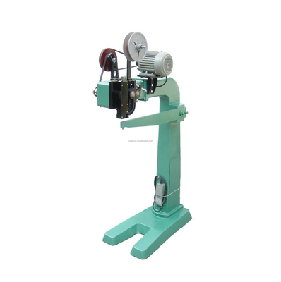 Verstelbare lengte Dikte Carton Stitcher Dubbele servo industriële machine
