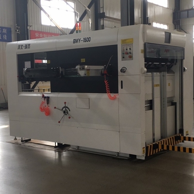 BMY-1500 half-automatische golfkarton die cutting and creasing machine
