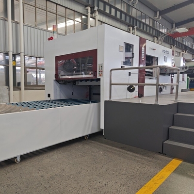 980 mm Snijmachine voor het snijden van precisie-gegolfde karton 5000 vellen/uur
