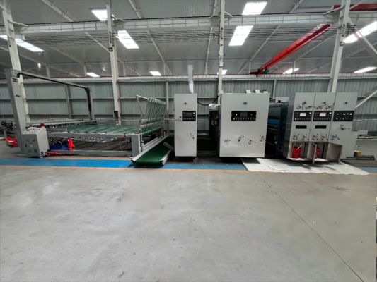 Extra grote gegolfde kartondrukmachine Flexo-drukmachine Rotary Slotting Die Cutting Machinery