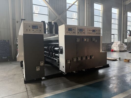 Flexo-drukmachine voor golfkarton, ontworpen voor consistente afdruk- en snelle installatietijden voor de verpakkingsindustrie