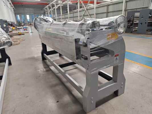 High-Speed 40 Pieces/min Gekrompen Rotary Slotter Machine met 2500mm maximale plaatbreedte en nauwkeurige hoek-snijgrootte 0-60x350
