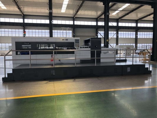 24.5KW de roterende Golfsnijmachine van de Kartonmatrijs voor dozen