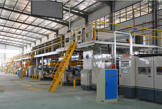 High Speed 3/5/7 laag gegolfd karton productielijn